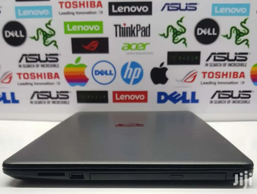 Laptop HP 250 G7 8GB Intel Core I5 HDD 1T