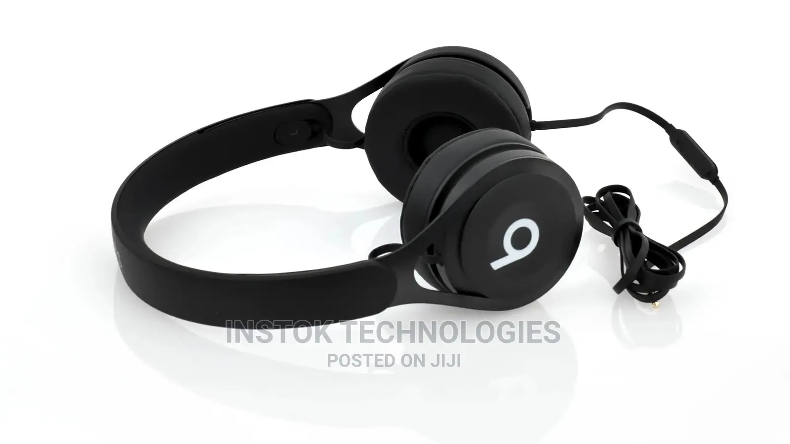 Beats Ep Wired On-Ear Headphones Built in Mic and Controls