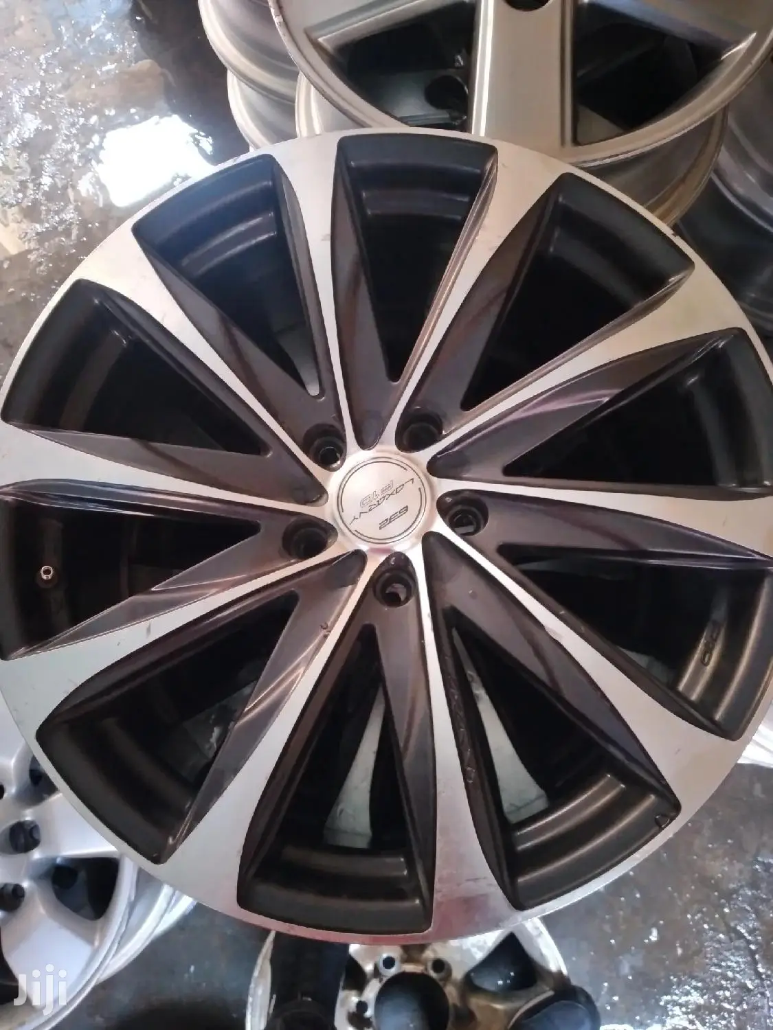 Original Rims Set Size 19 Inch for Toyita Harrier