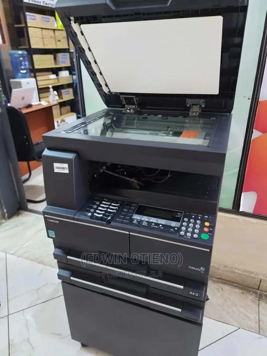 Kyocera Taskalfa 221
