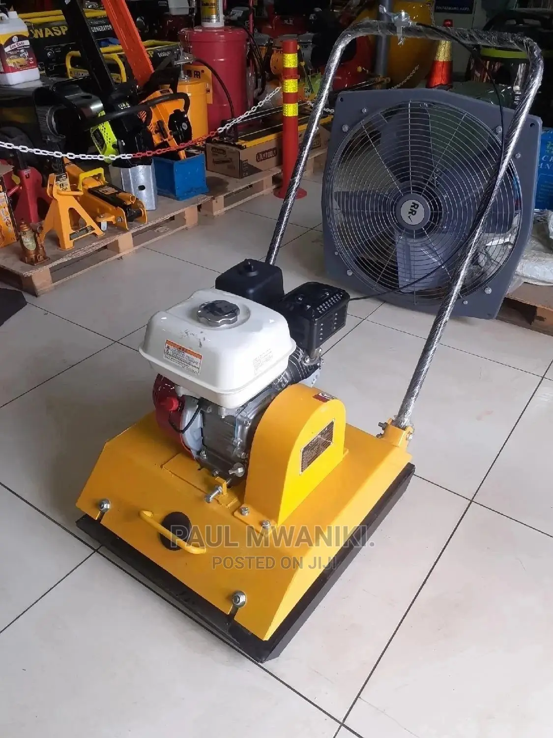 Plate Compactor.