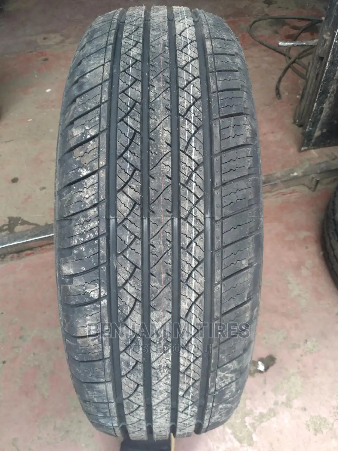 Durable and Quality Maxtrek Tires Sizes 225/65r17 Ht.