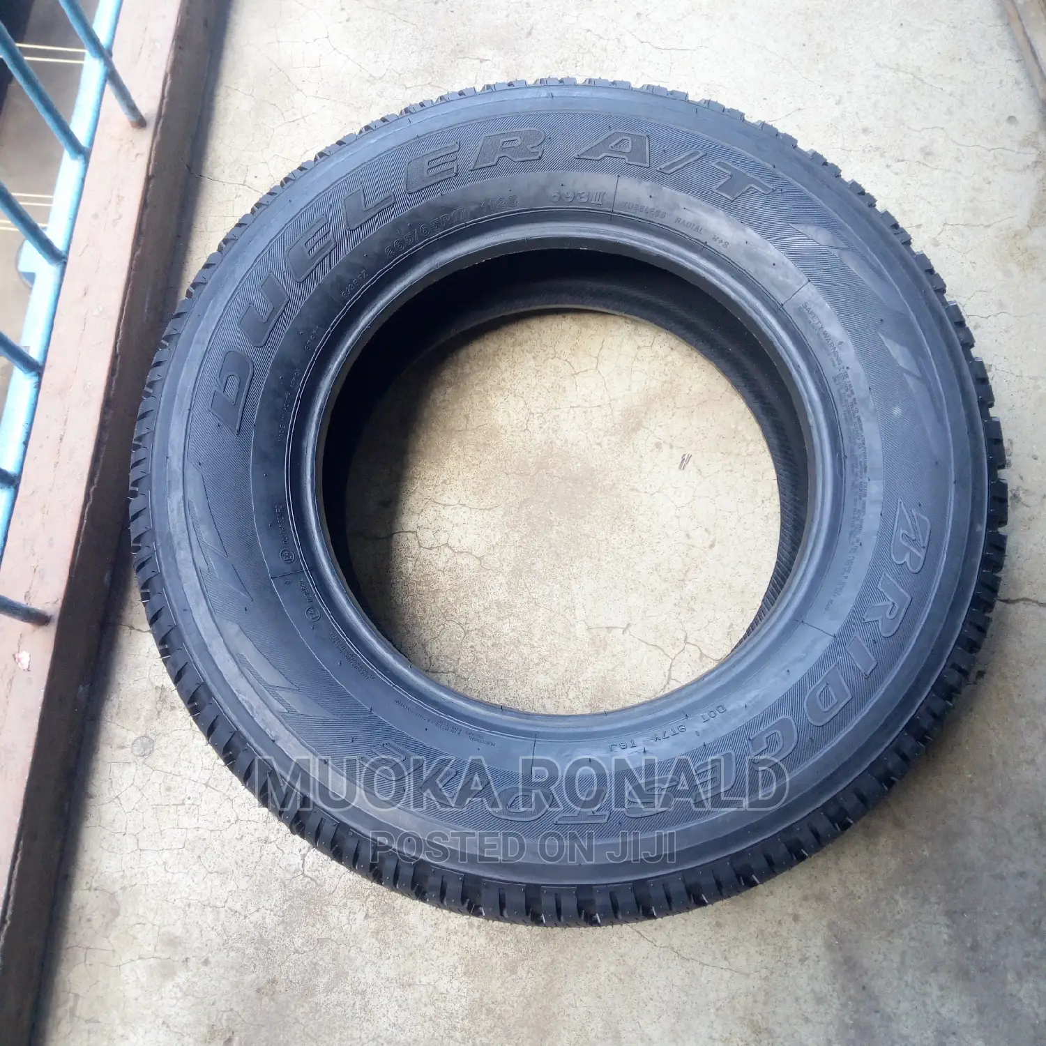 265/65r17 Bridgestone Tyre (Dueler) Made in South Africa