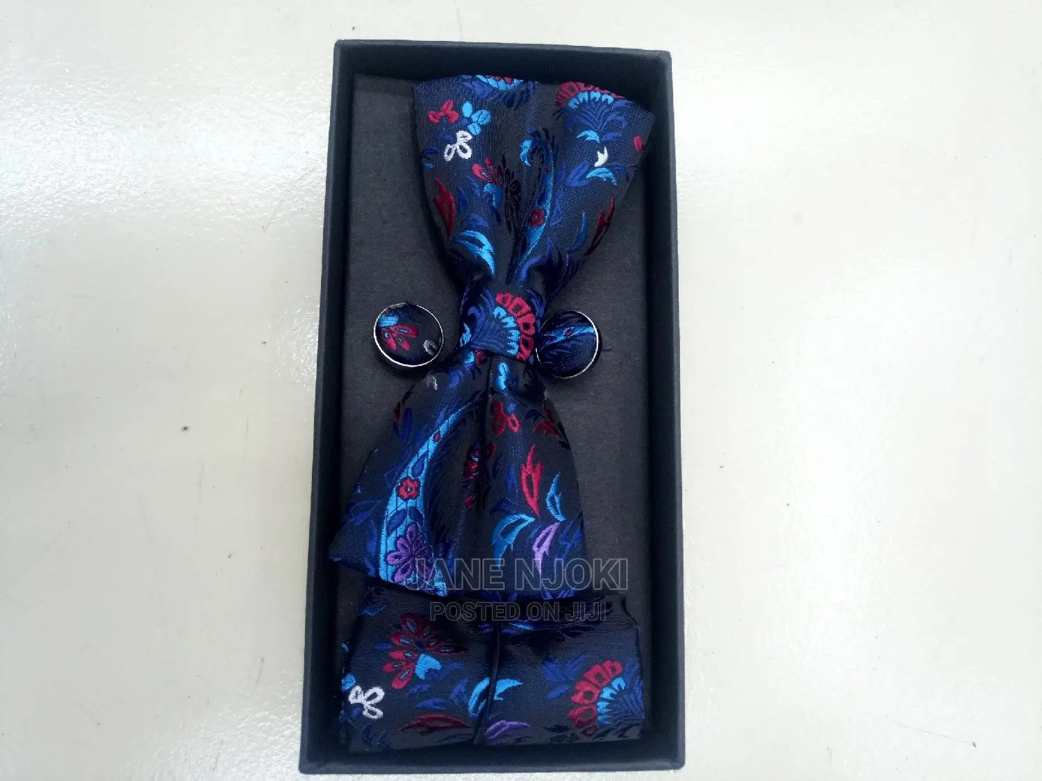 Florer Bowtie