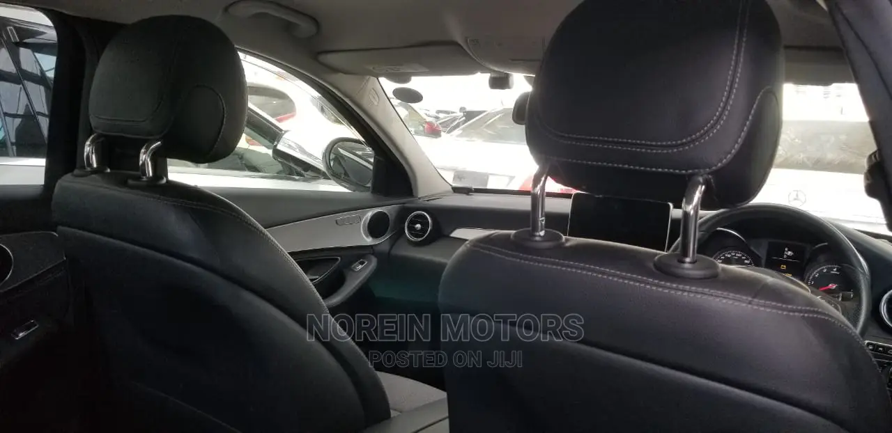 Mercedes-Benz C180 2015 Black