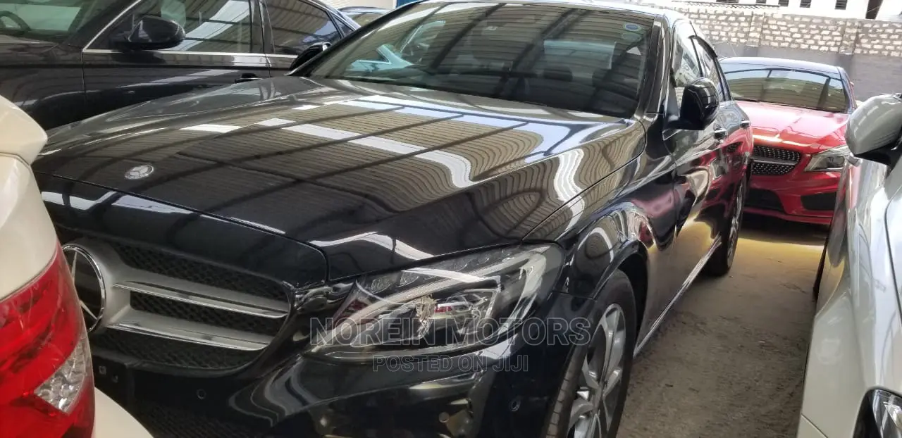 Mercedes-Benz C180 2015 Black