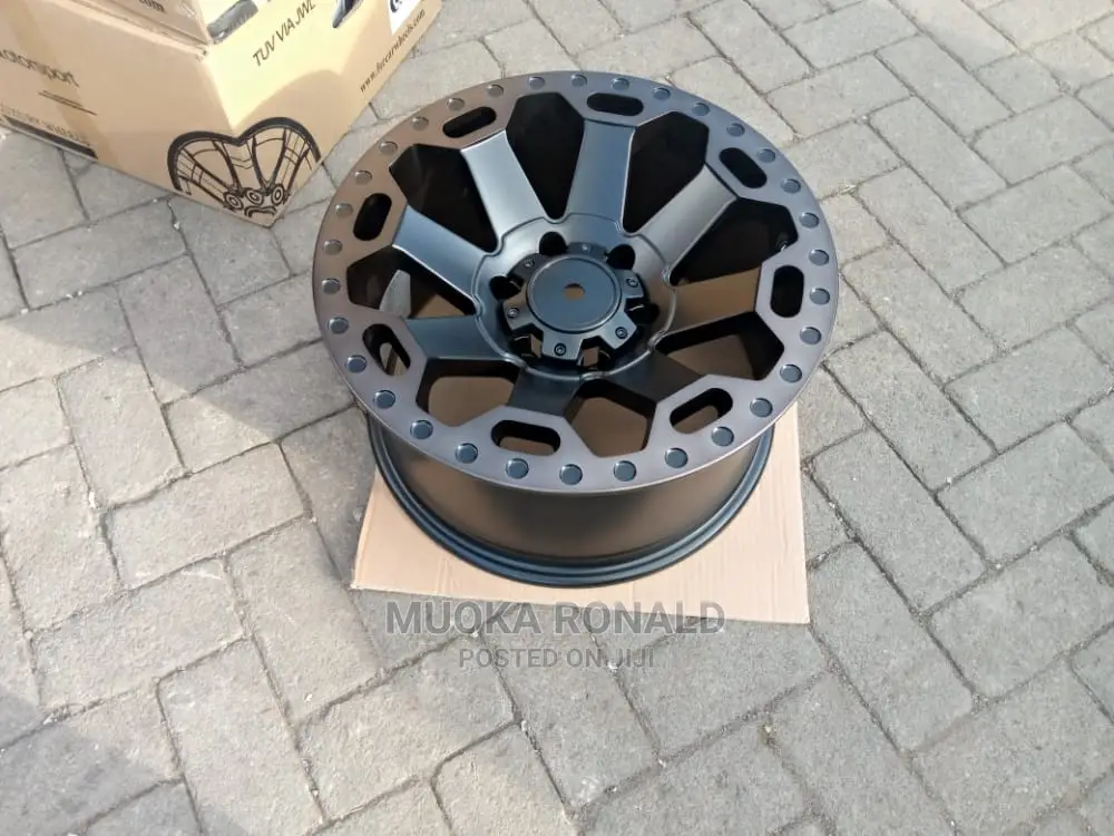 OFFSET RIMS FOR Hilux Surf and Prado. 17inch Black in Color