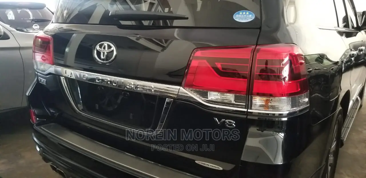 Toyota Land Cruiser Prado 2014 Green