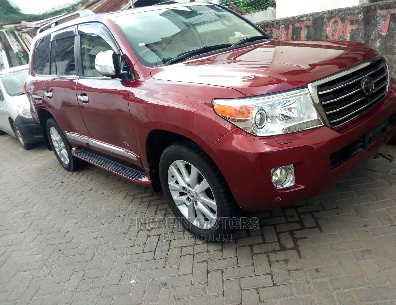 Toyota Land Cruiser Prado 2014 Red