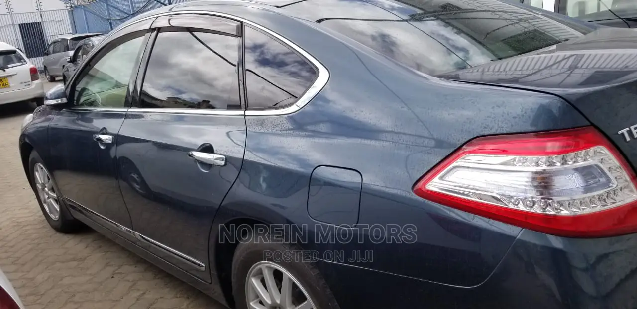 Nissan Teana 2015 Blue