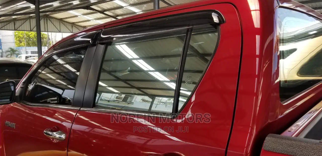 Toyota Hilux 2016 Red