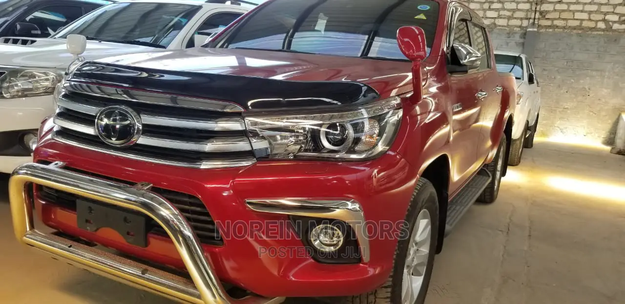 Toyota Hilux 2016 Red