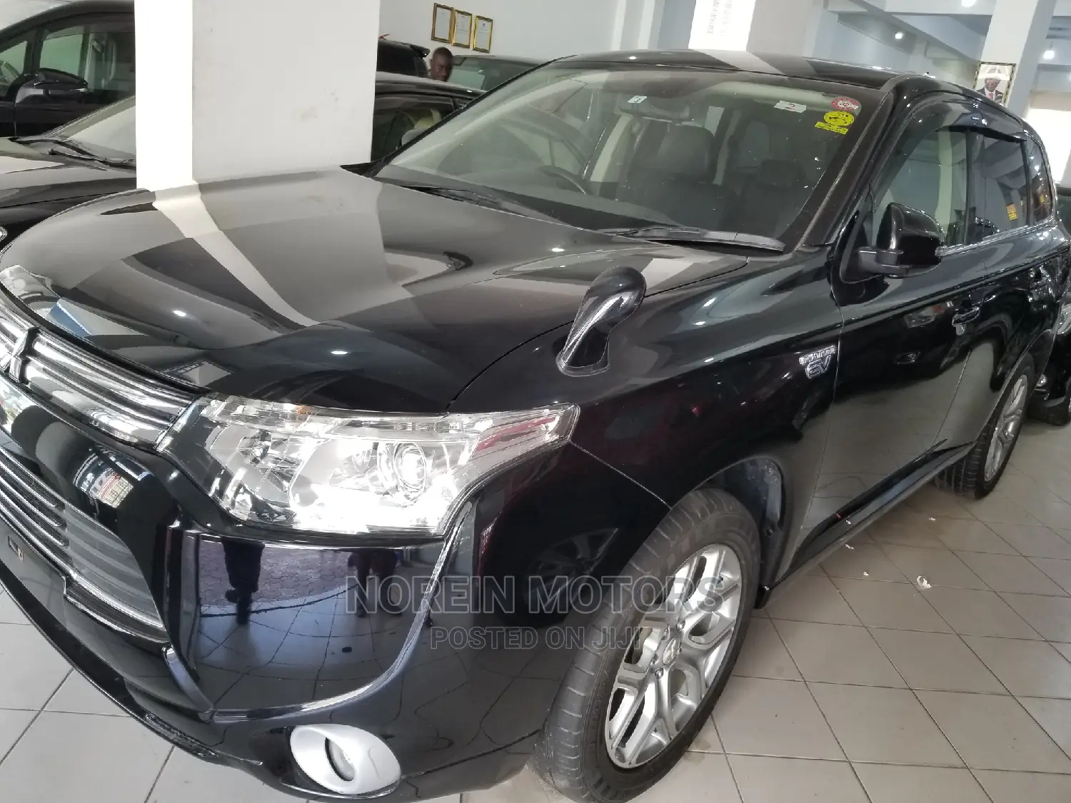 Mitsubishi Outlander 2015 Black