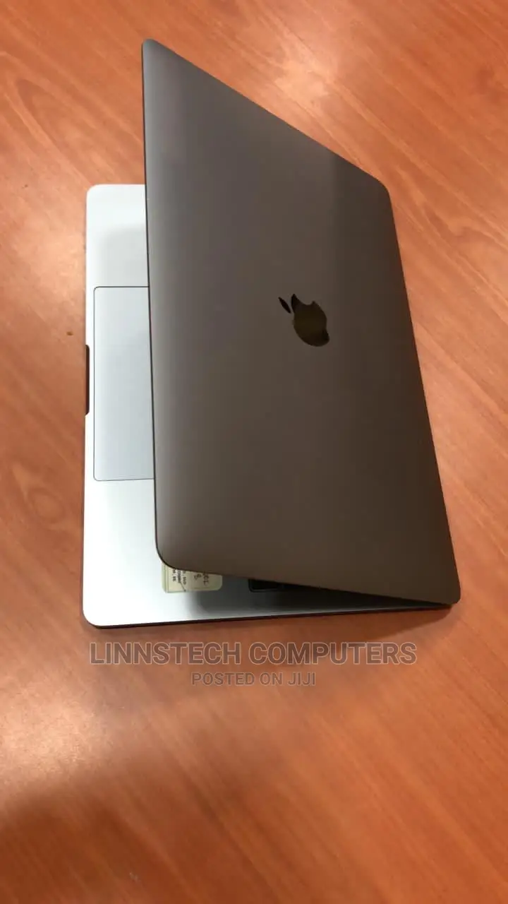Laptop Apple MacBook Pro 2016 8GB Intel Core I5 SSD 256GB