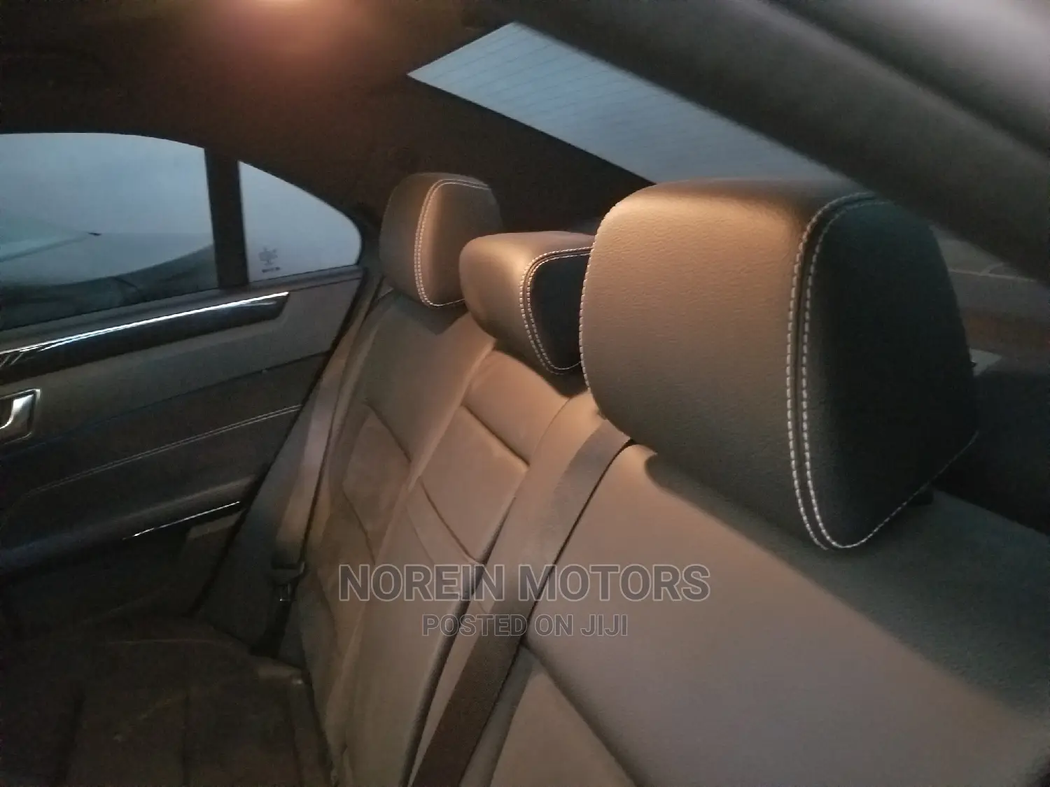 Mercedes-Benz E250 2014 Red