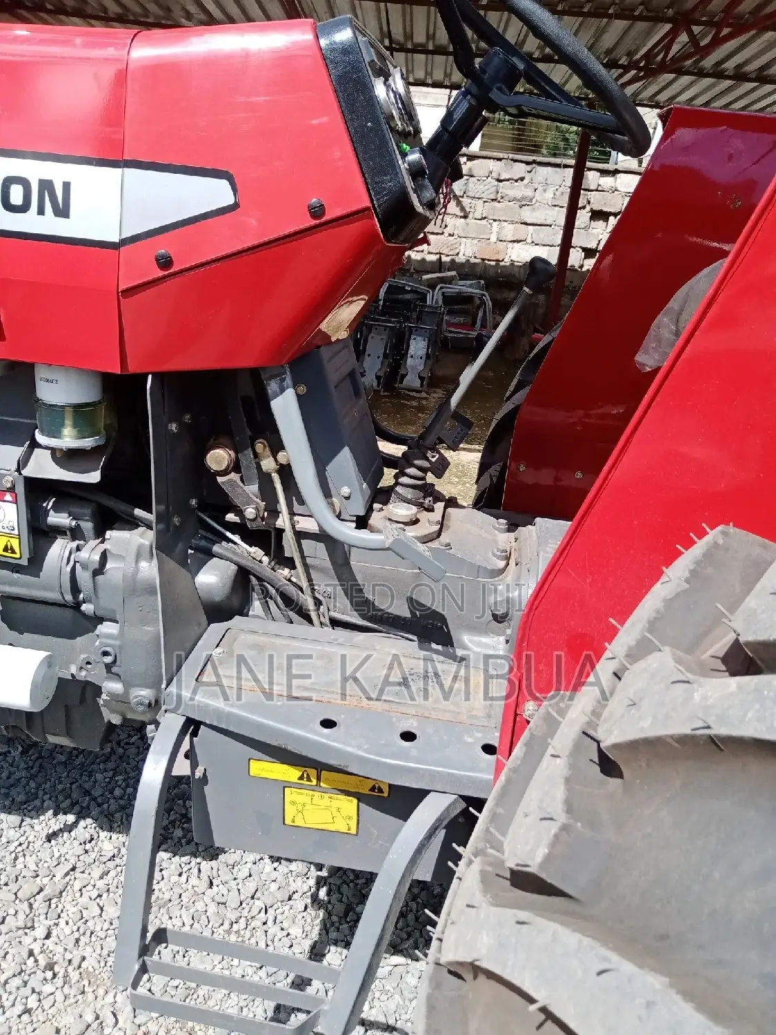 Massey Ferguson 385 2wd,2021model on Offer!!