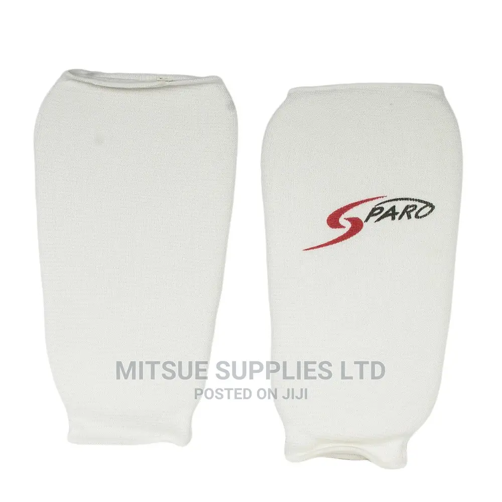 A Pair of Elastic Karate Shin Guards