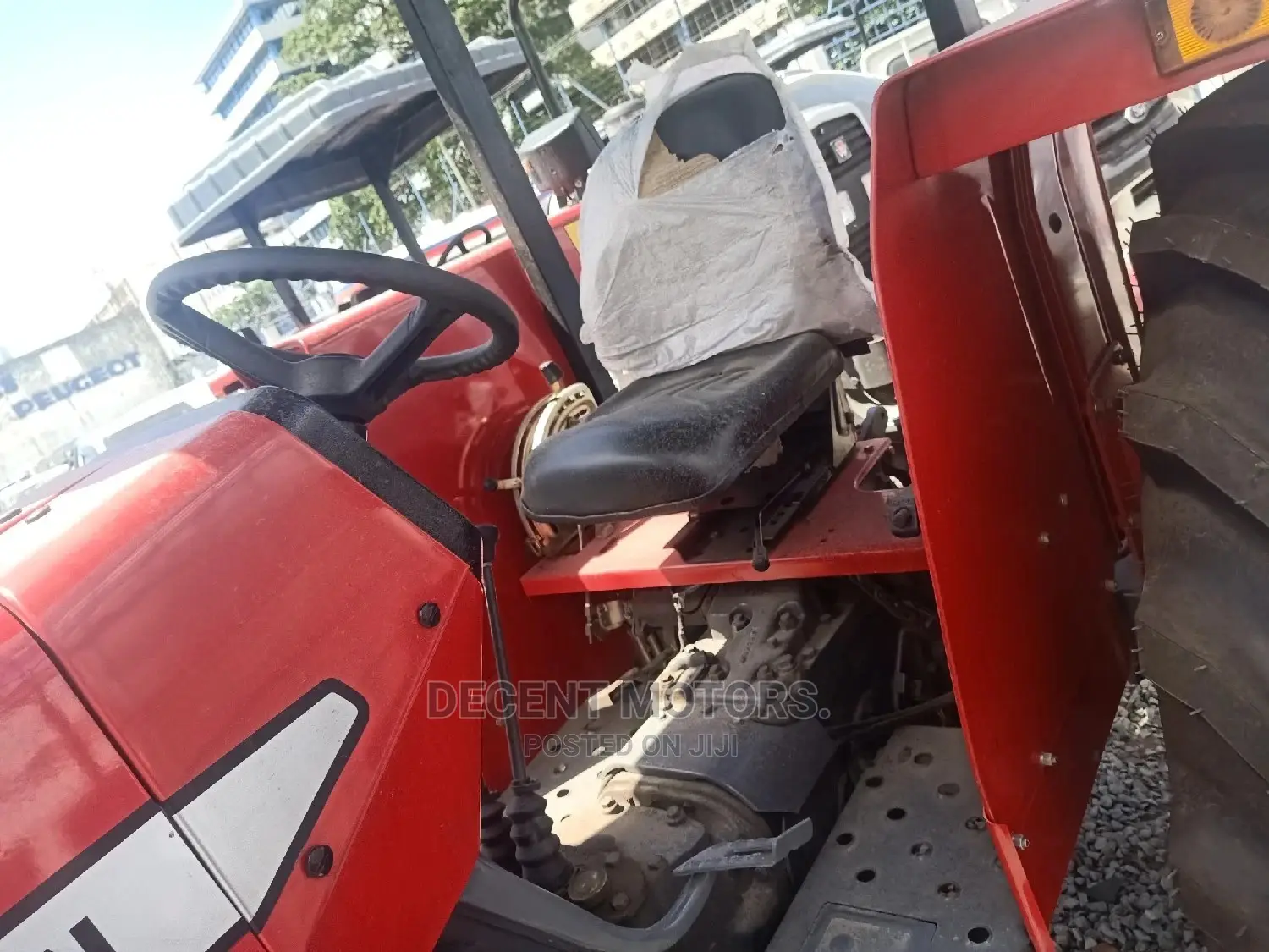 Massey Furguson 375