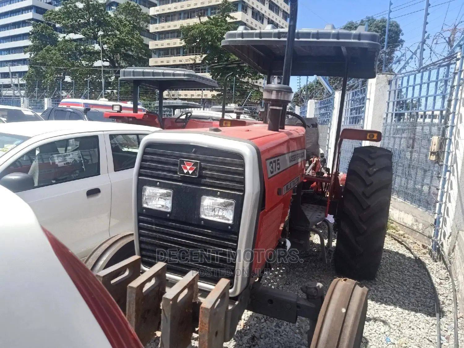 Massey Furguson 375