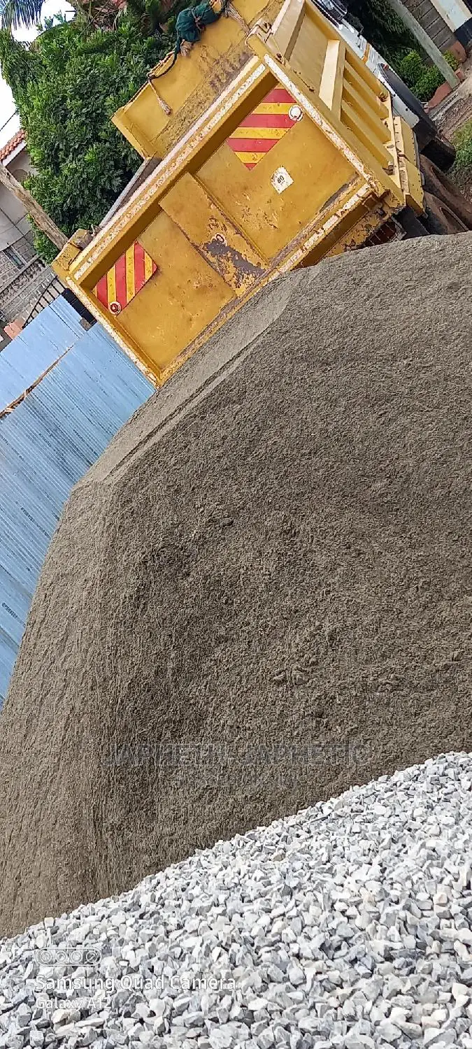Black/Grey Volcano Sand Mai Mahiu Sand