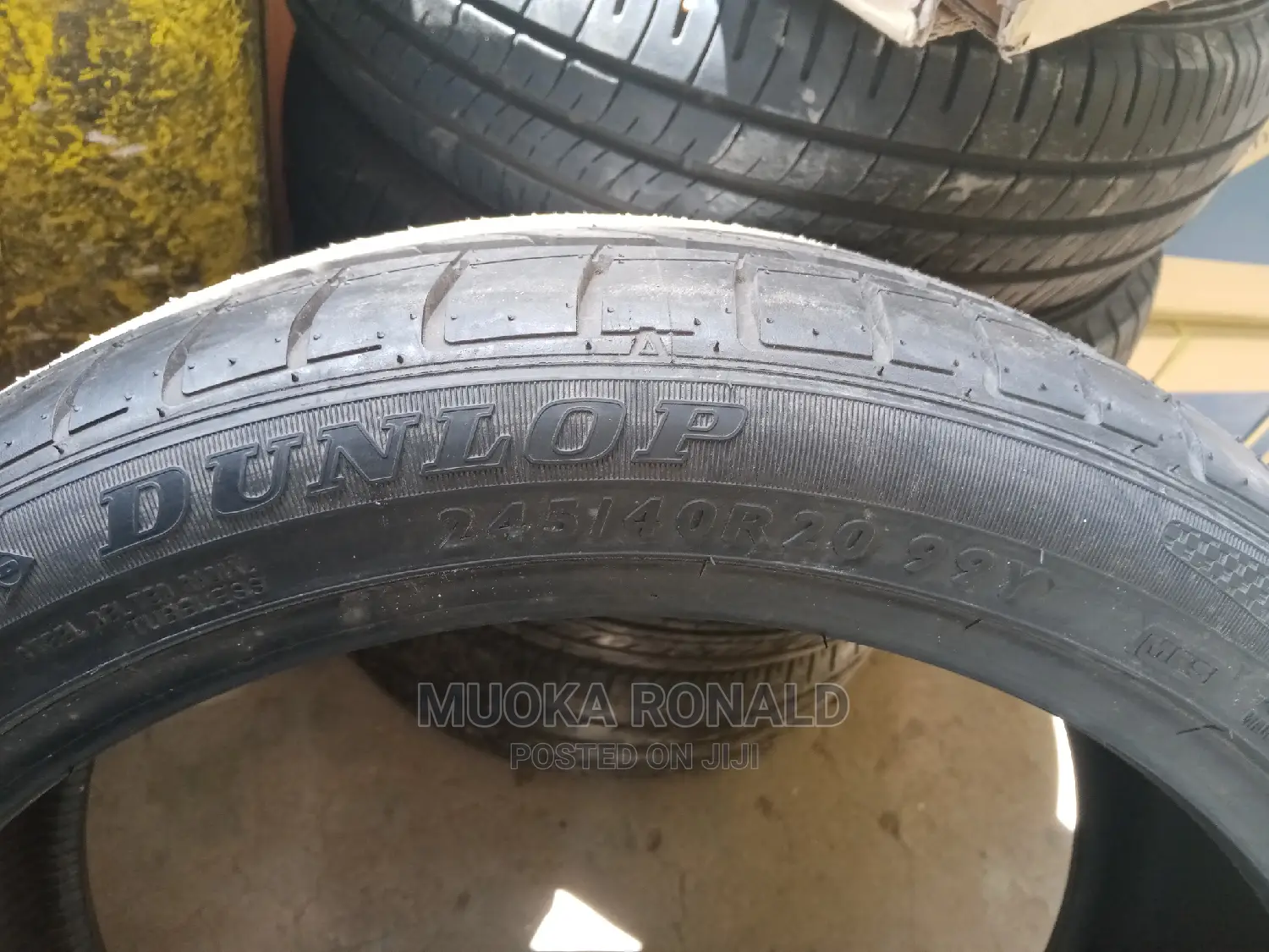 245/40r20 99Y Dunlop Tyre (Made in Japan)