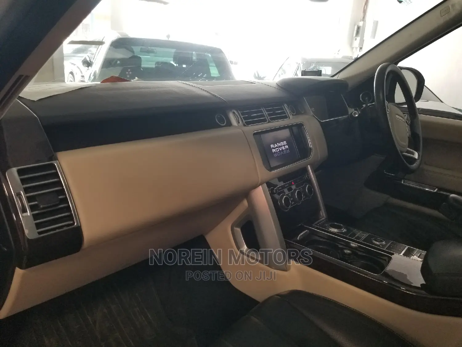 Land Rover Range Rover Vogue 2015 Silver