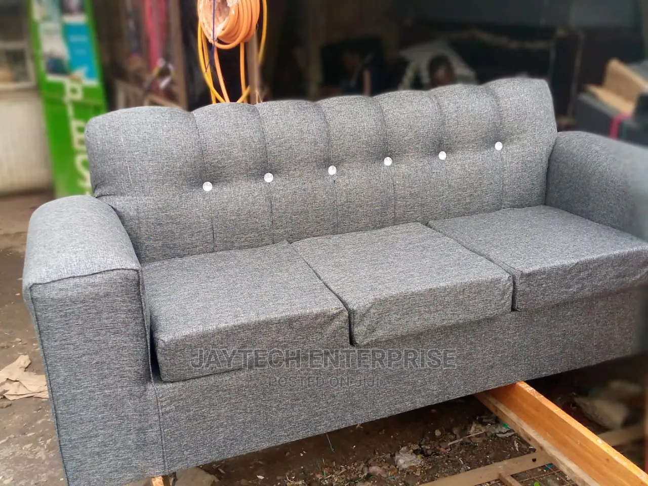 New 3 Seater