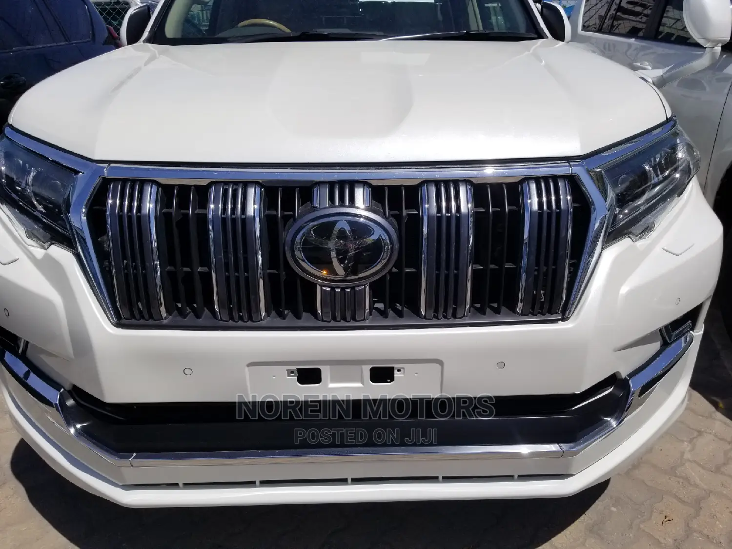 Toyota Land Cruiser Prado 2019 White