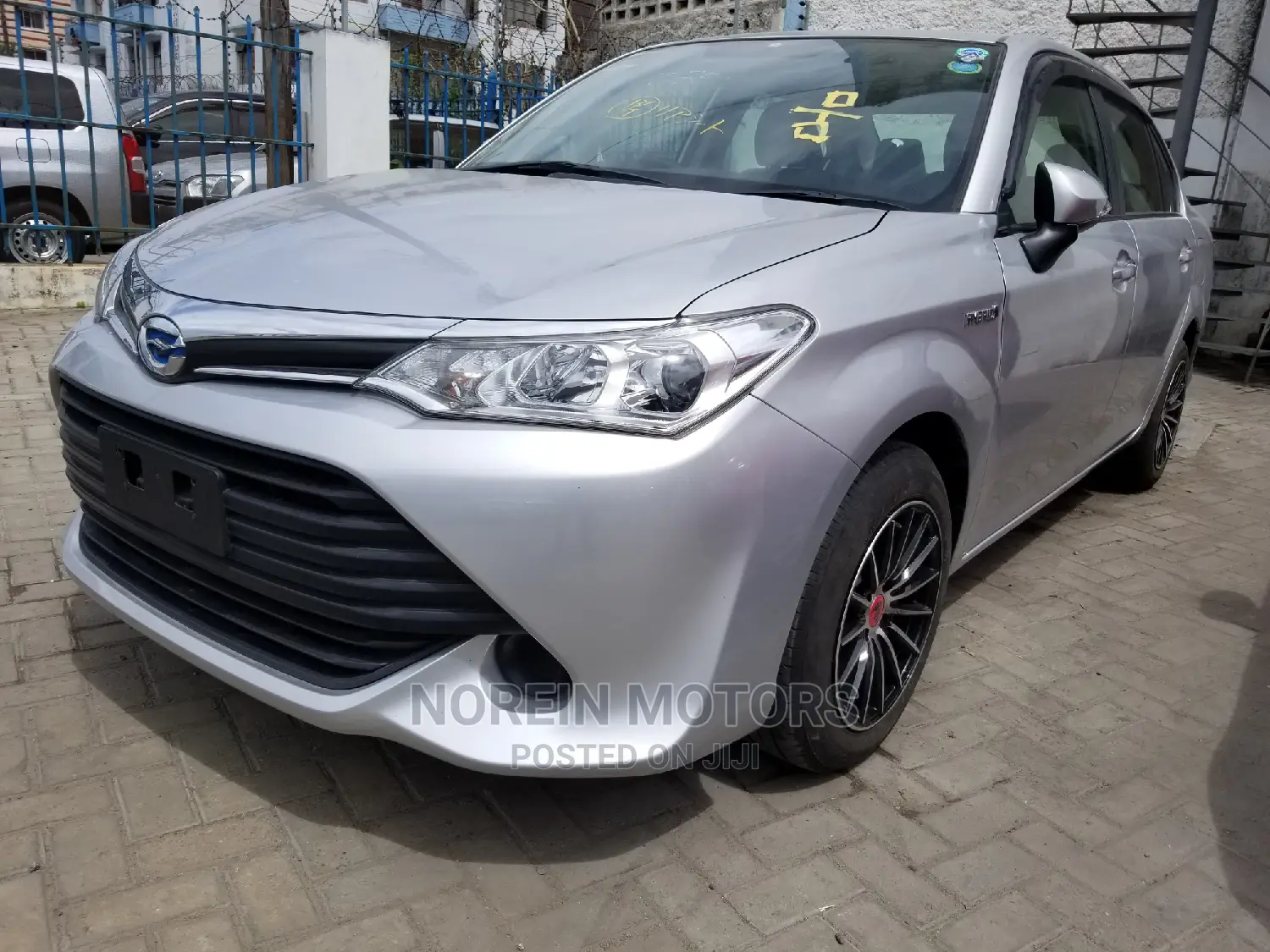 Toyota Axio 2015 Silver