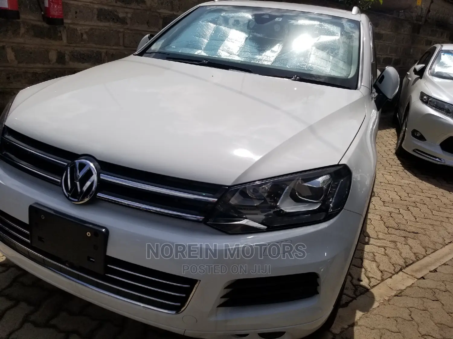 Volkswagen Touareg 2014 White