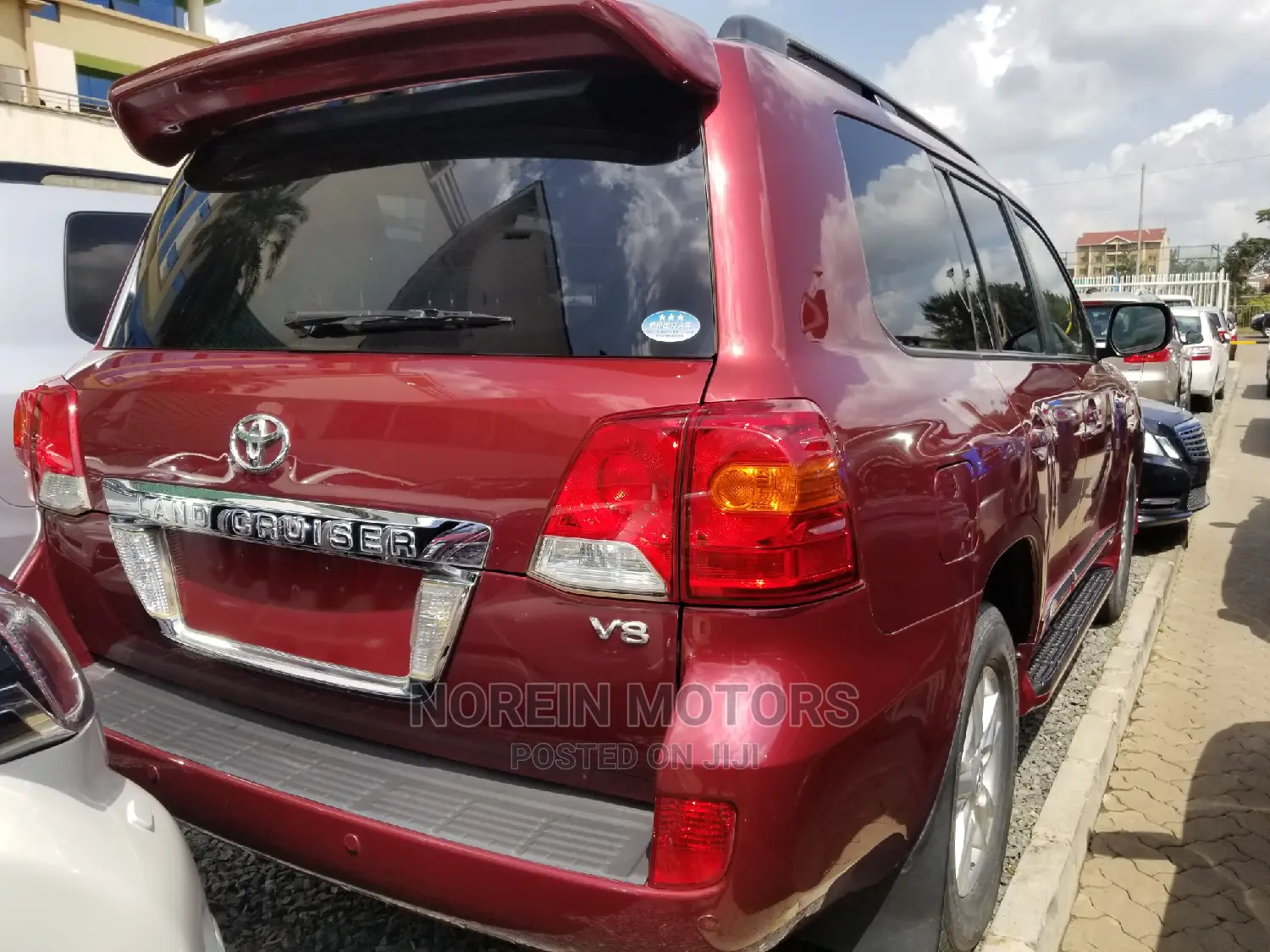 Toyota Land Cruiser 2015 Red