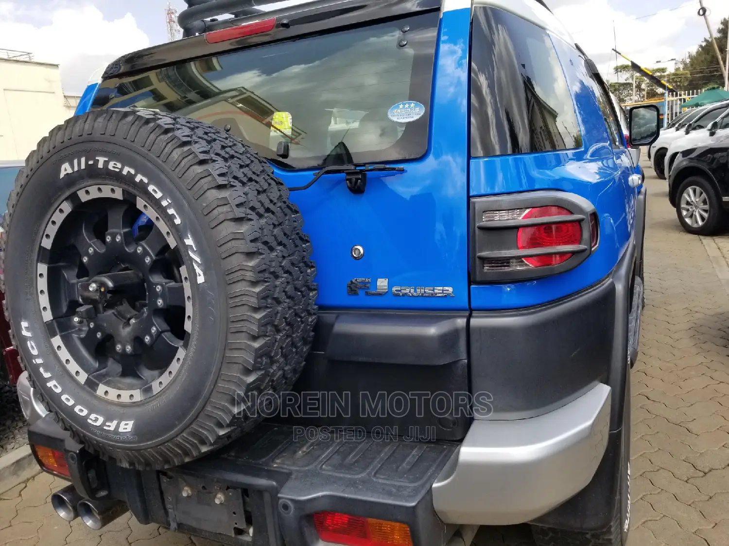 Toyota FJ Cruiser 2014 Blue