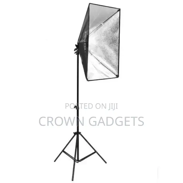 Softbox Umbrella Light With Four Bulbs and Tripod Stand