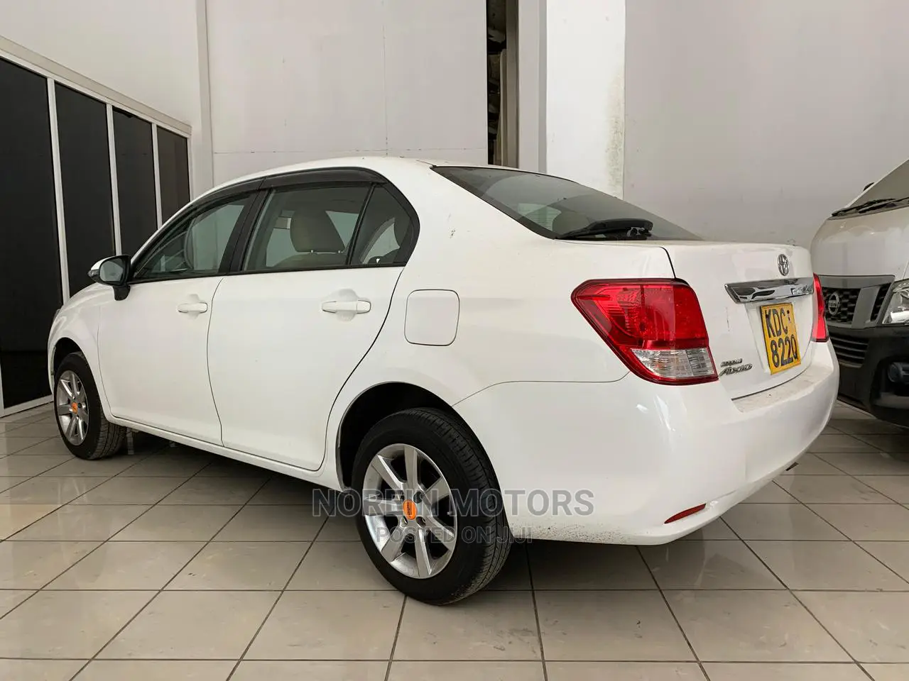 Toyota Axio 2014