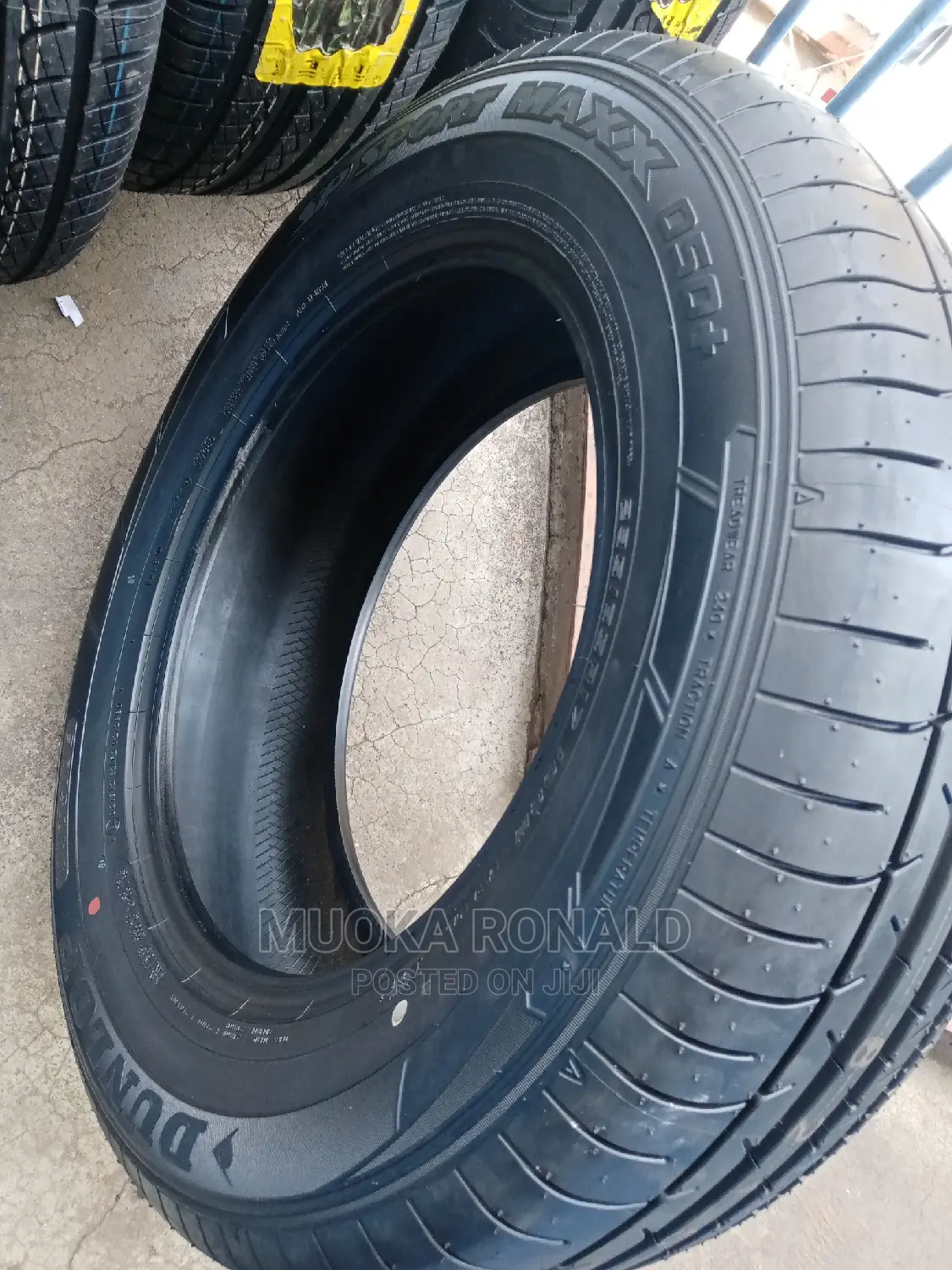 235/65r17 Dunlop Tyre Made in Japan