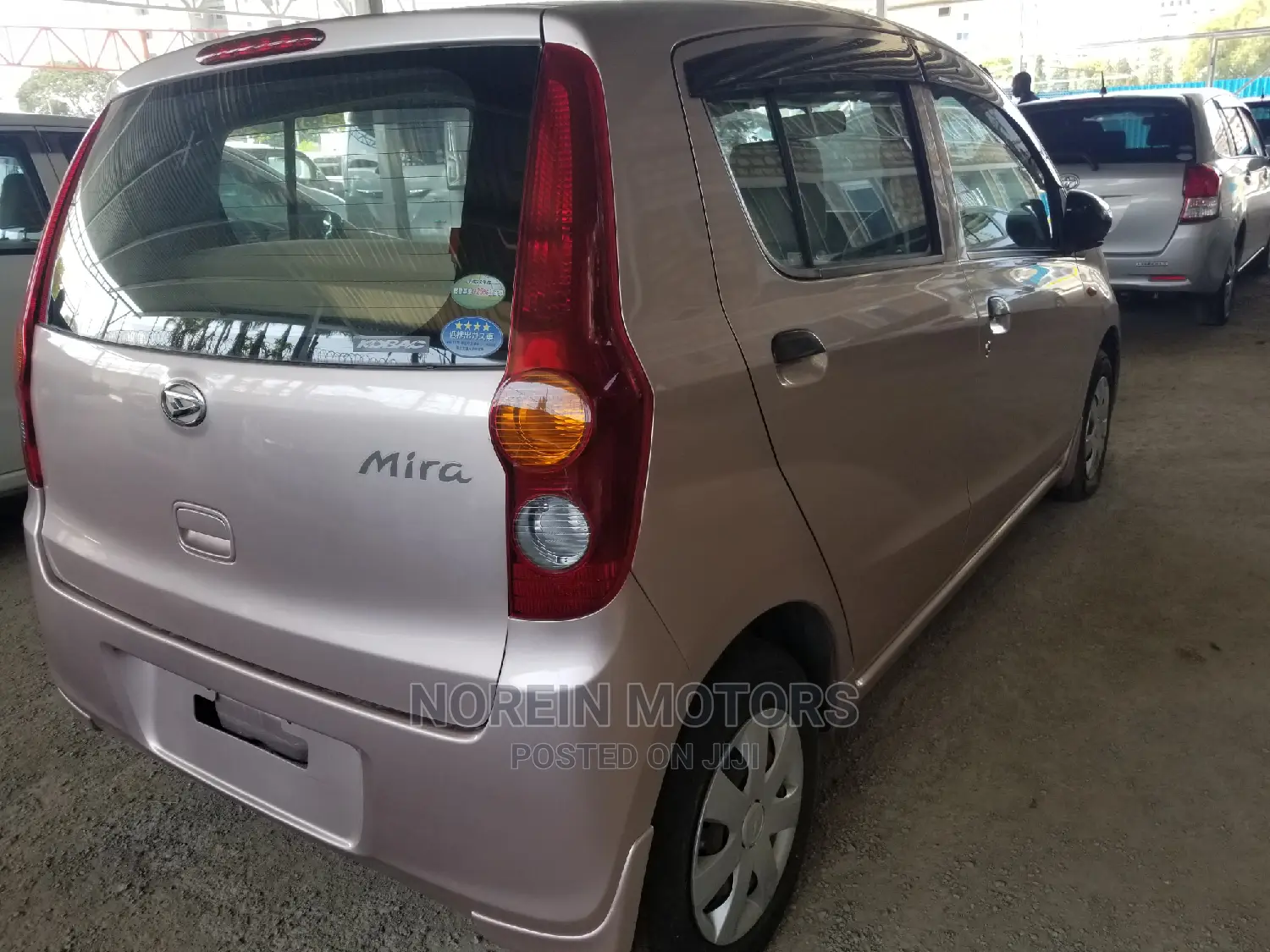 Daihatsu Mira 2015 Gold