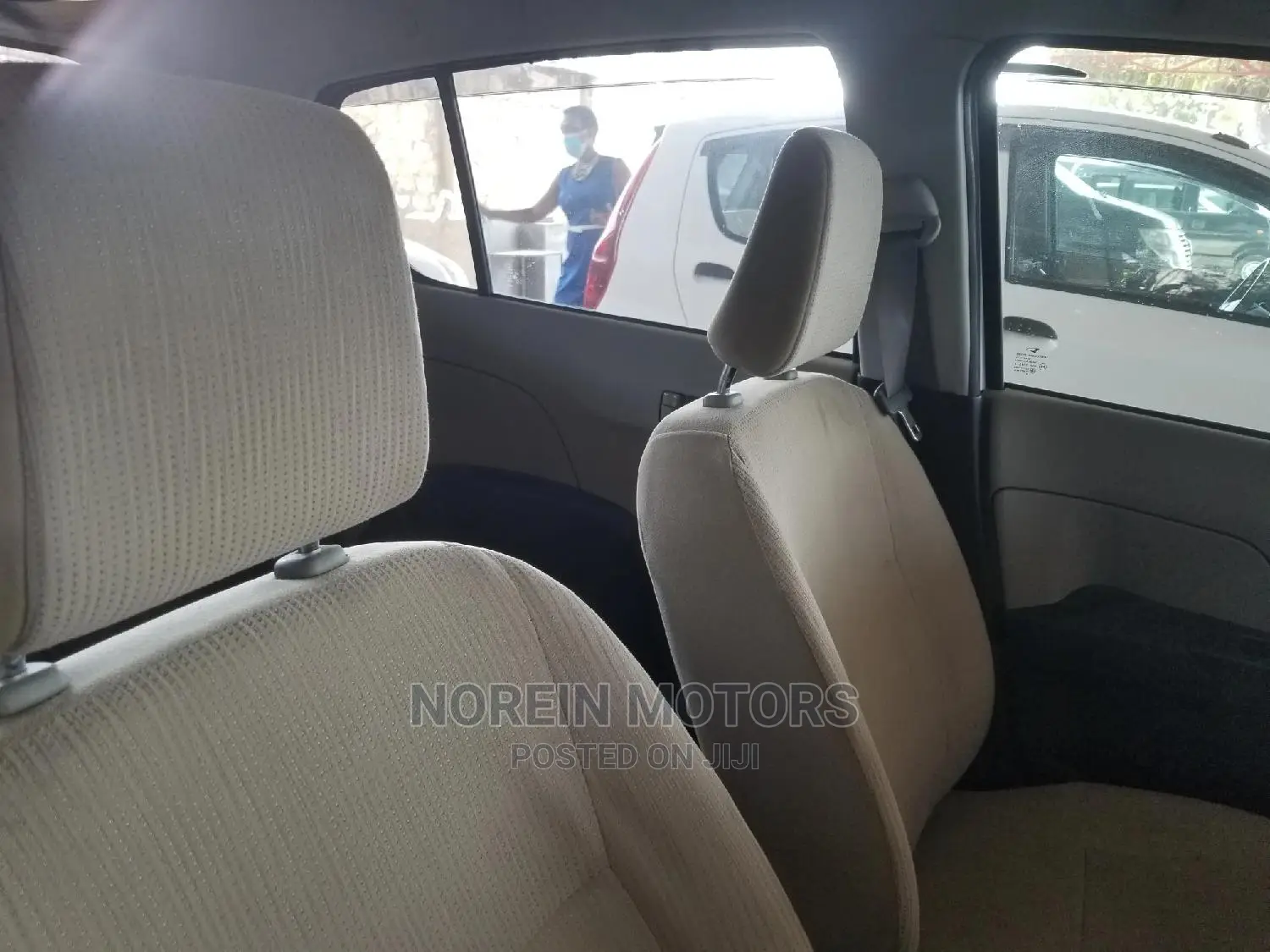 Daihatsu Mira 2015 Gold