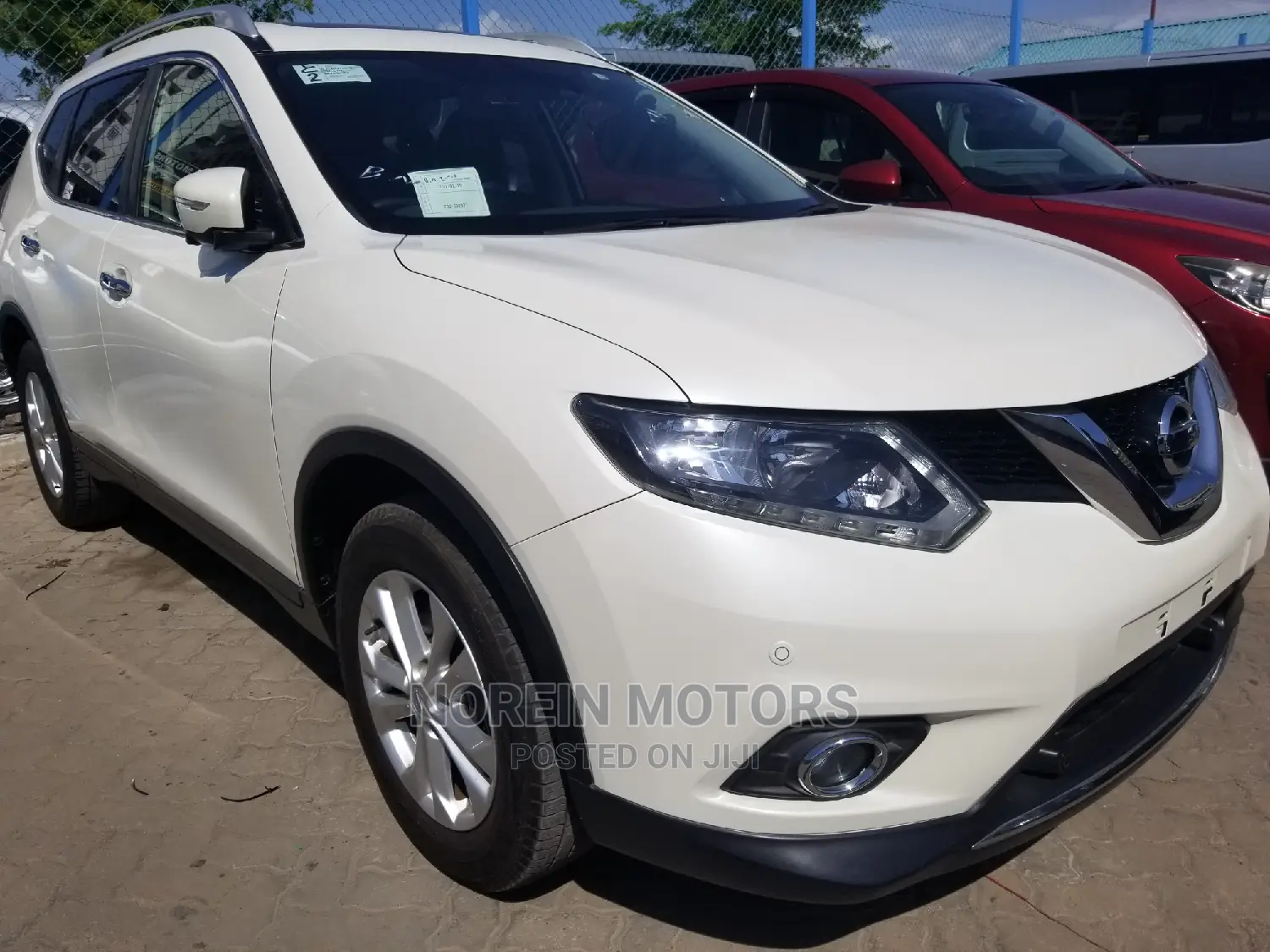 Nissan X-Trail 2015 White