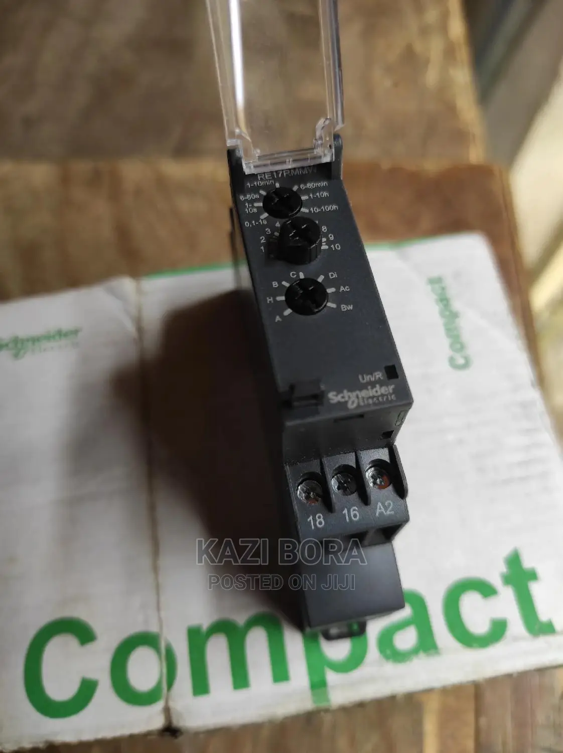12-240vac/Dc Schneider Multifunction Timer