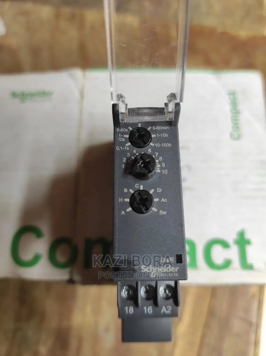 12-240vac/Dc Schneider Multifunction Timer