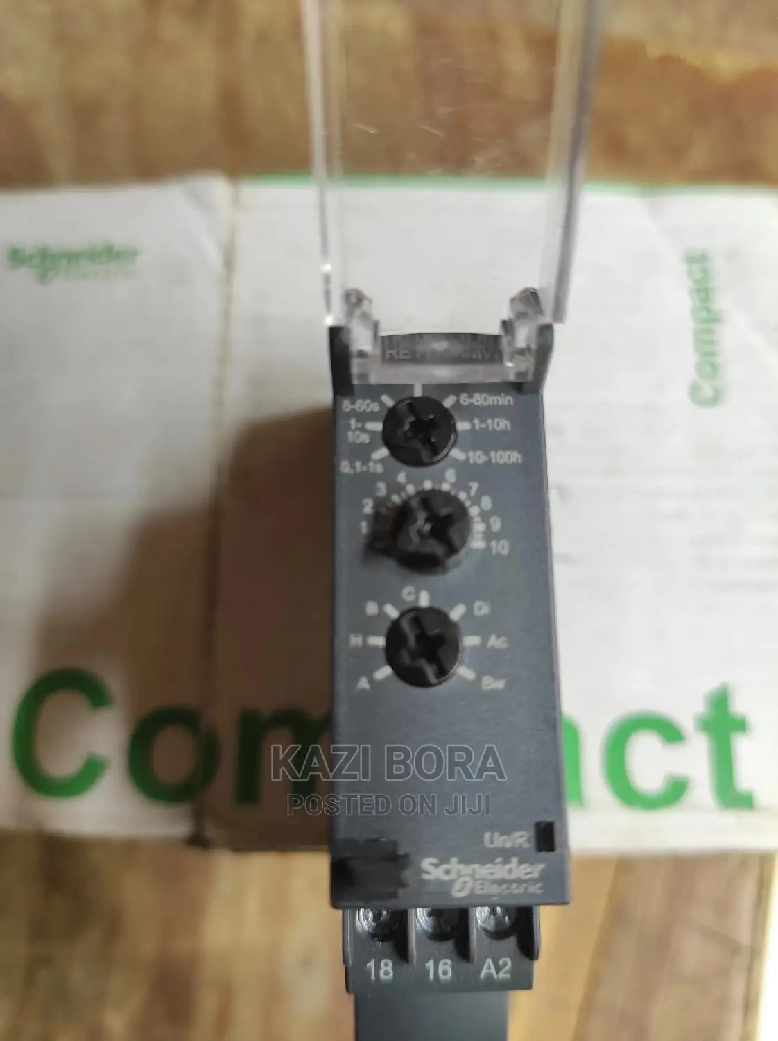 12-240vac/Dc Schneider Multifunction Timer
