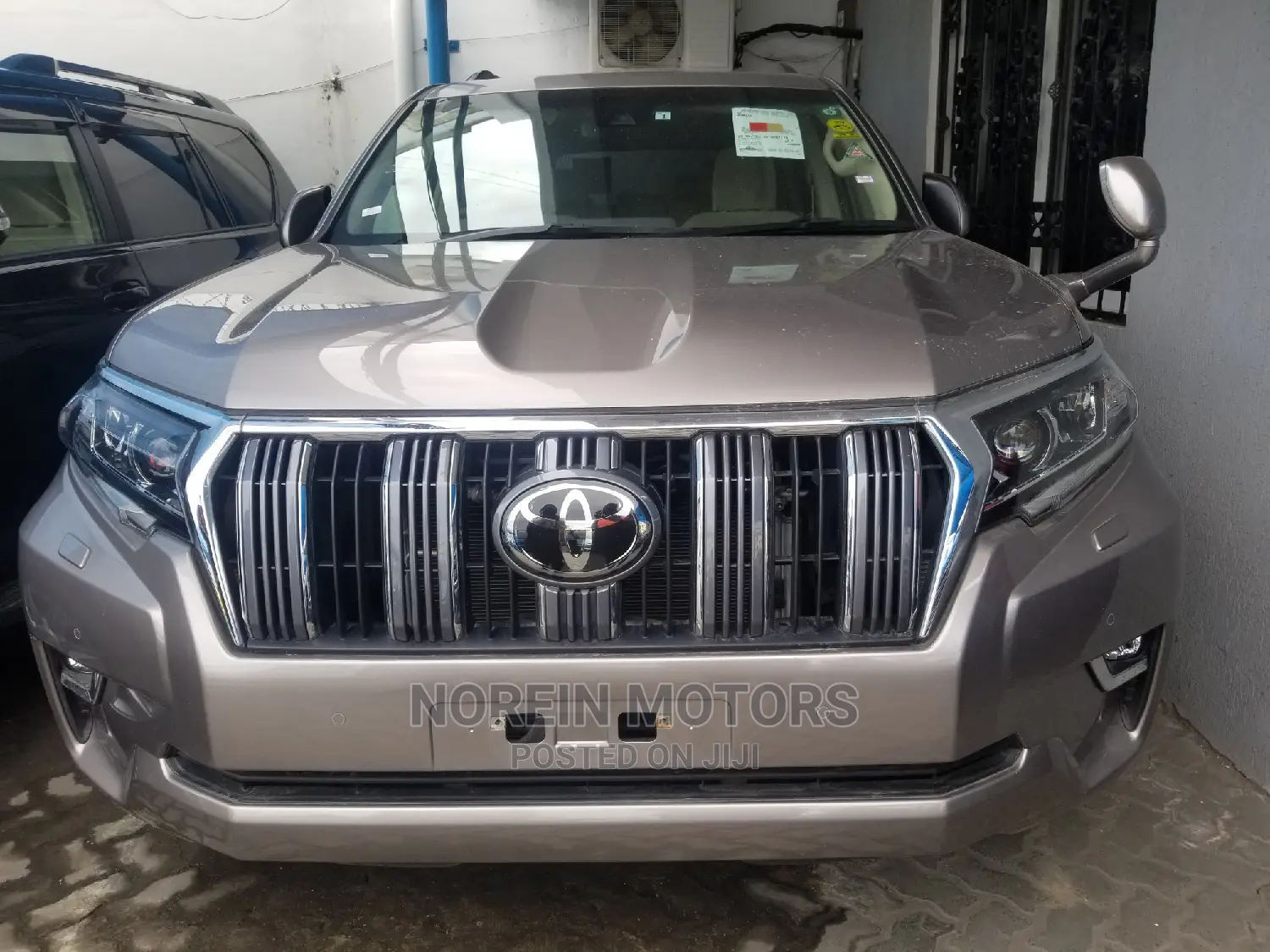 Toyota Land Cruiser Prado 2019 Gray