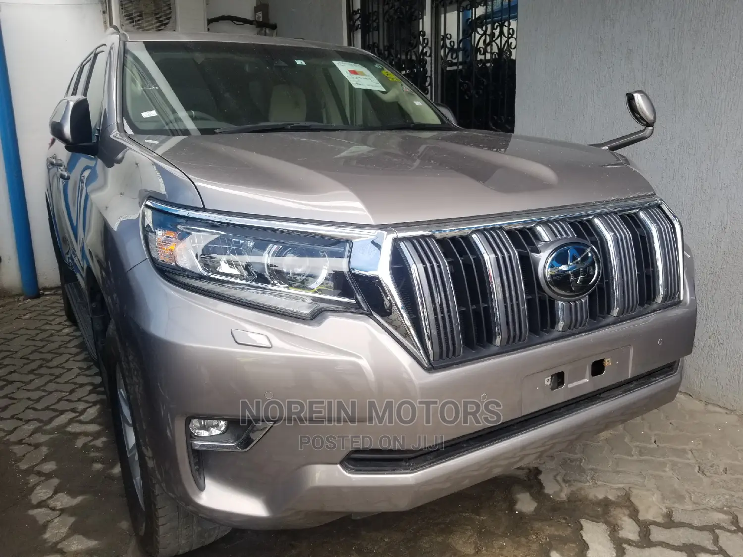 Toyota Land Cruiser Prado 2019 Gray