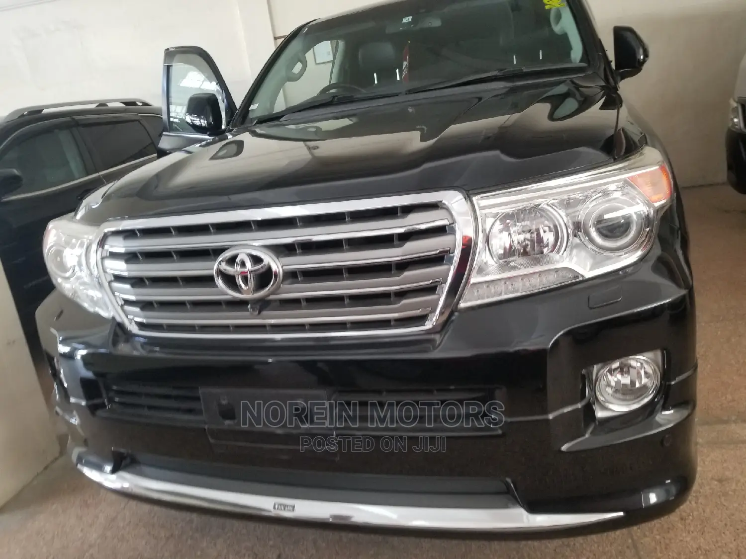 Toyota Land Cruiser 2015 Black