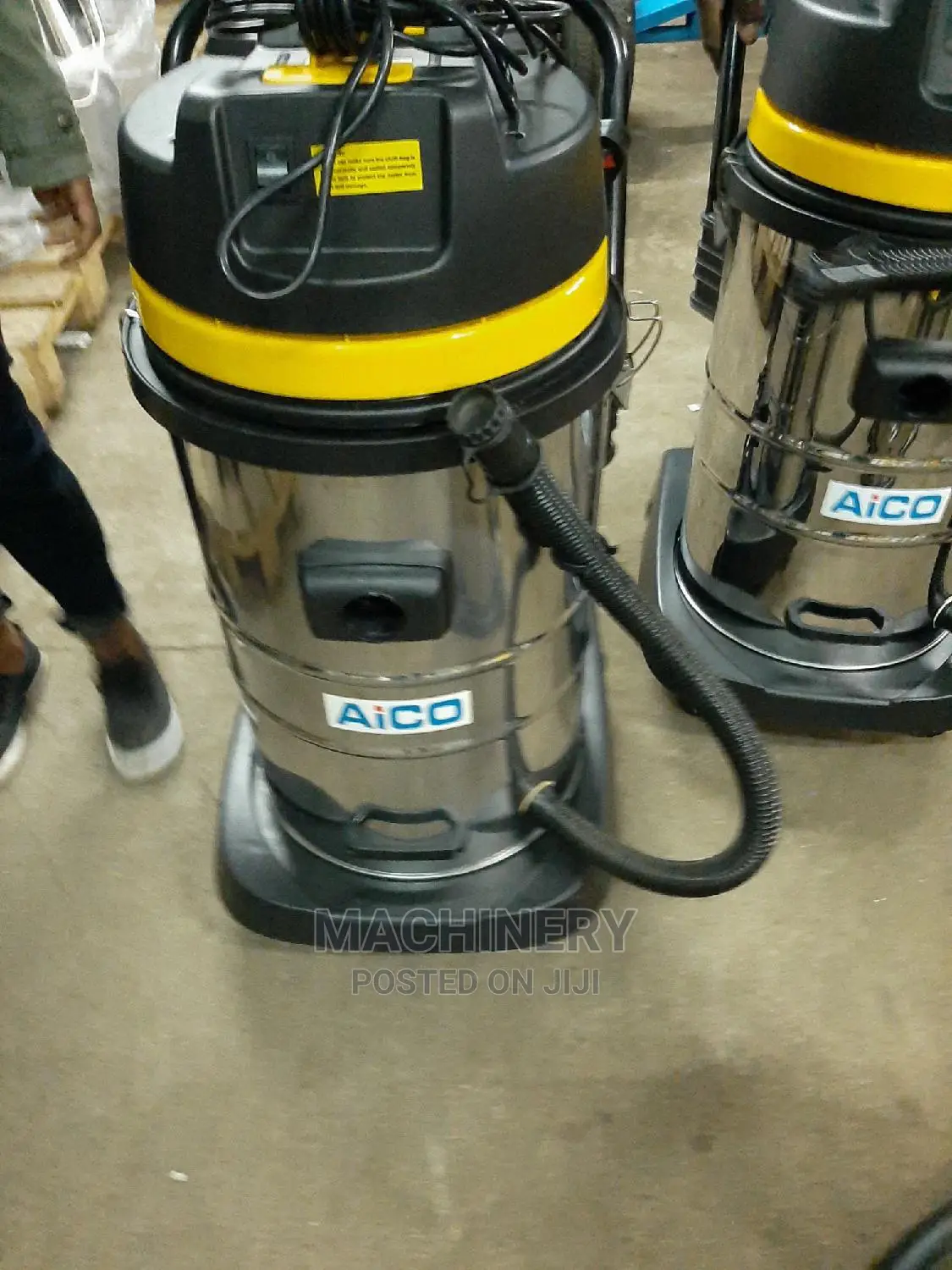 Wet and Dry Vacuum Cleaner