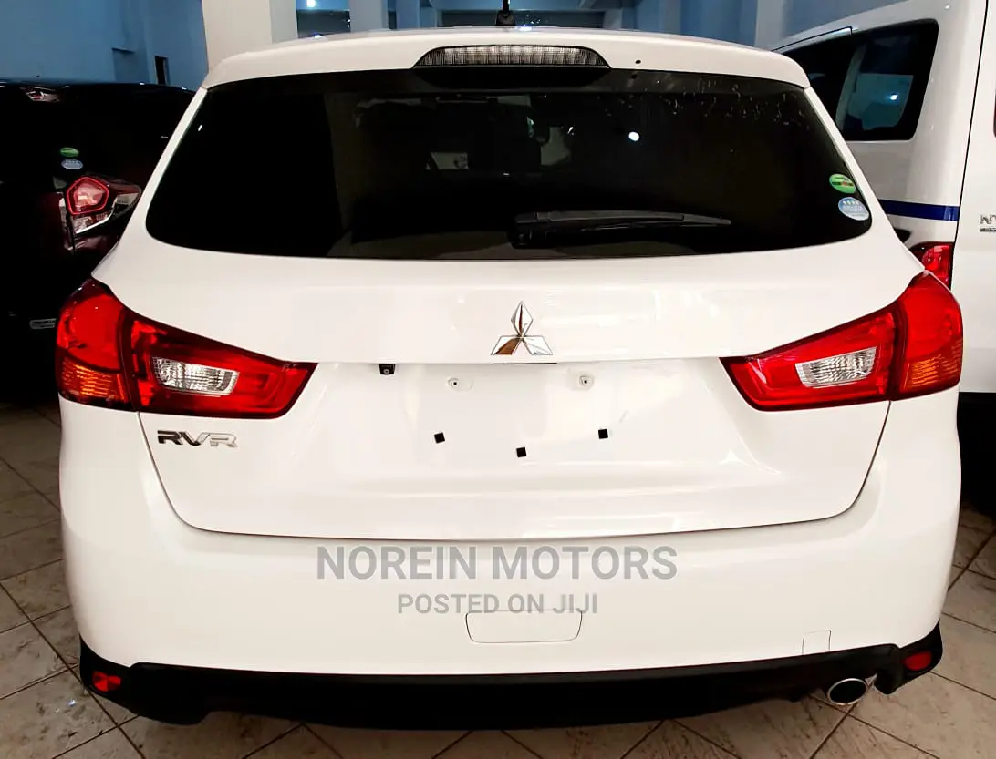 Mitsubishi RVR 2015 White
