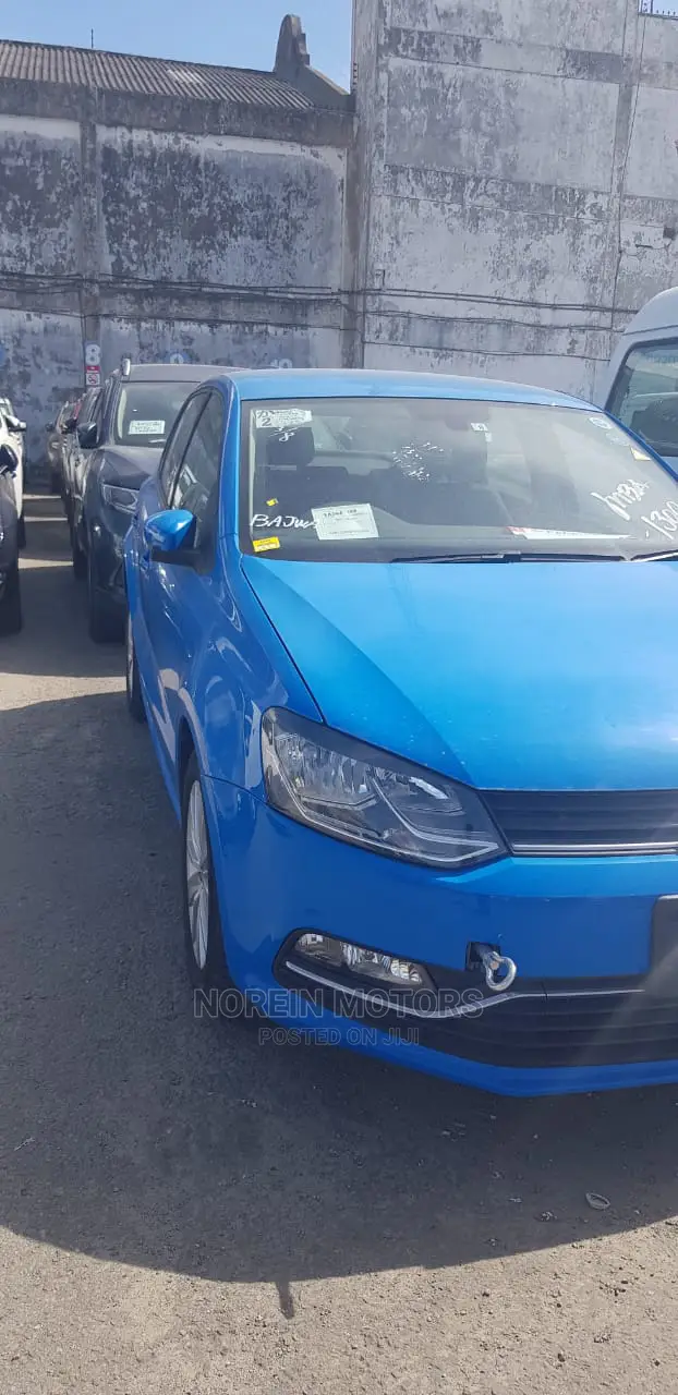 Volkswagen Polo 2014 Blue