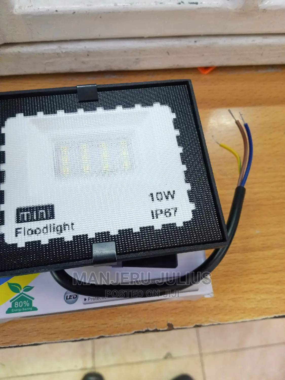 10 Watts Min Flood Light
