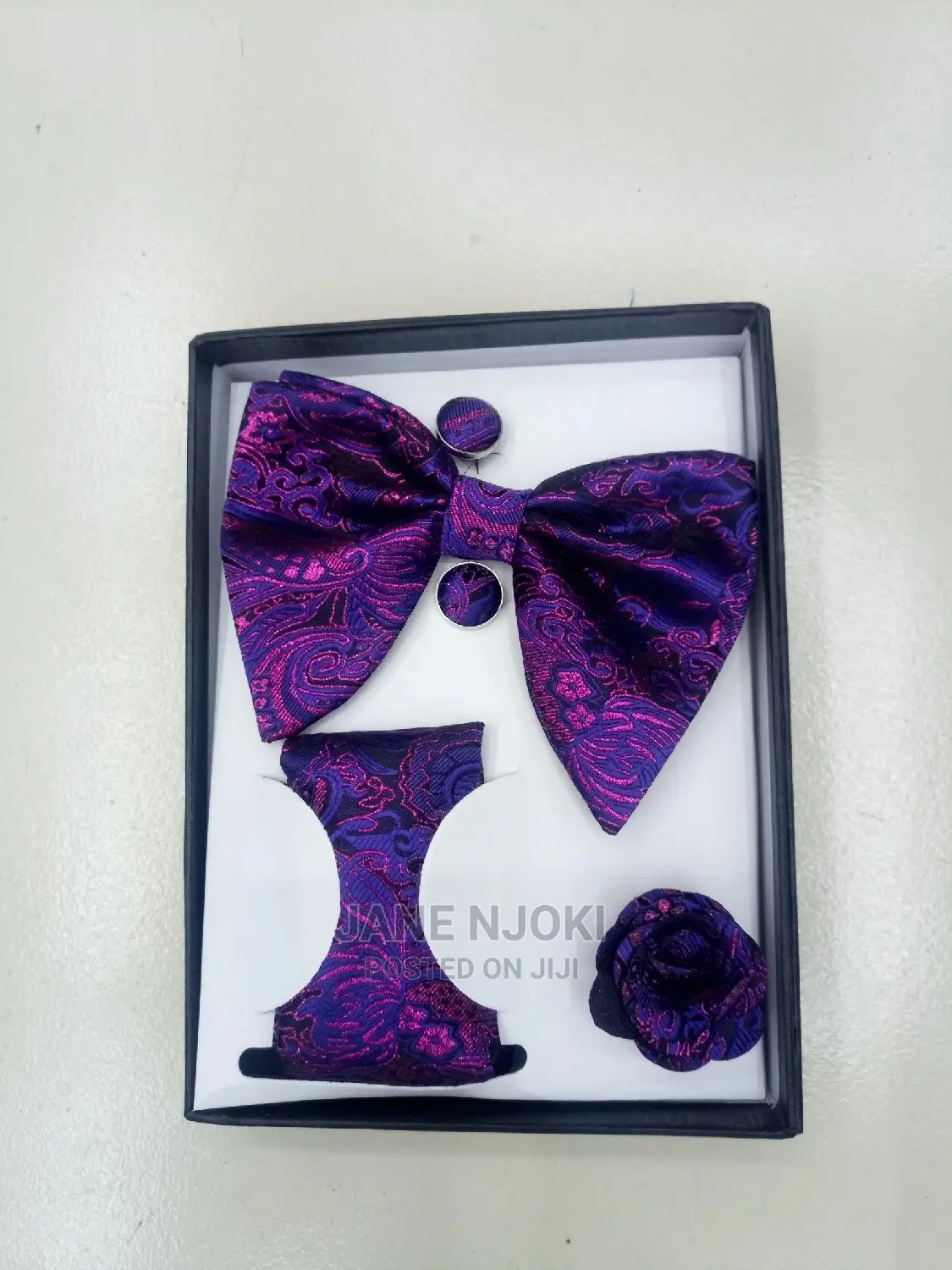 Florer Bowtie