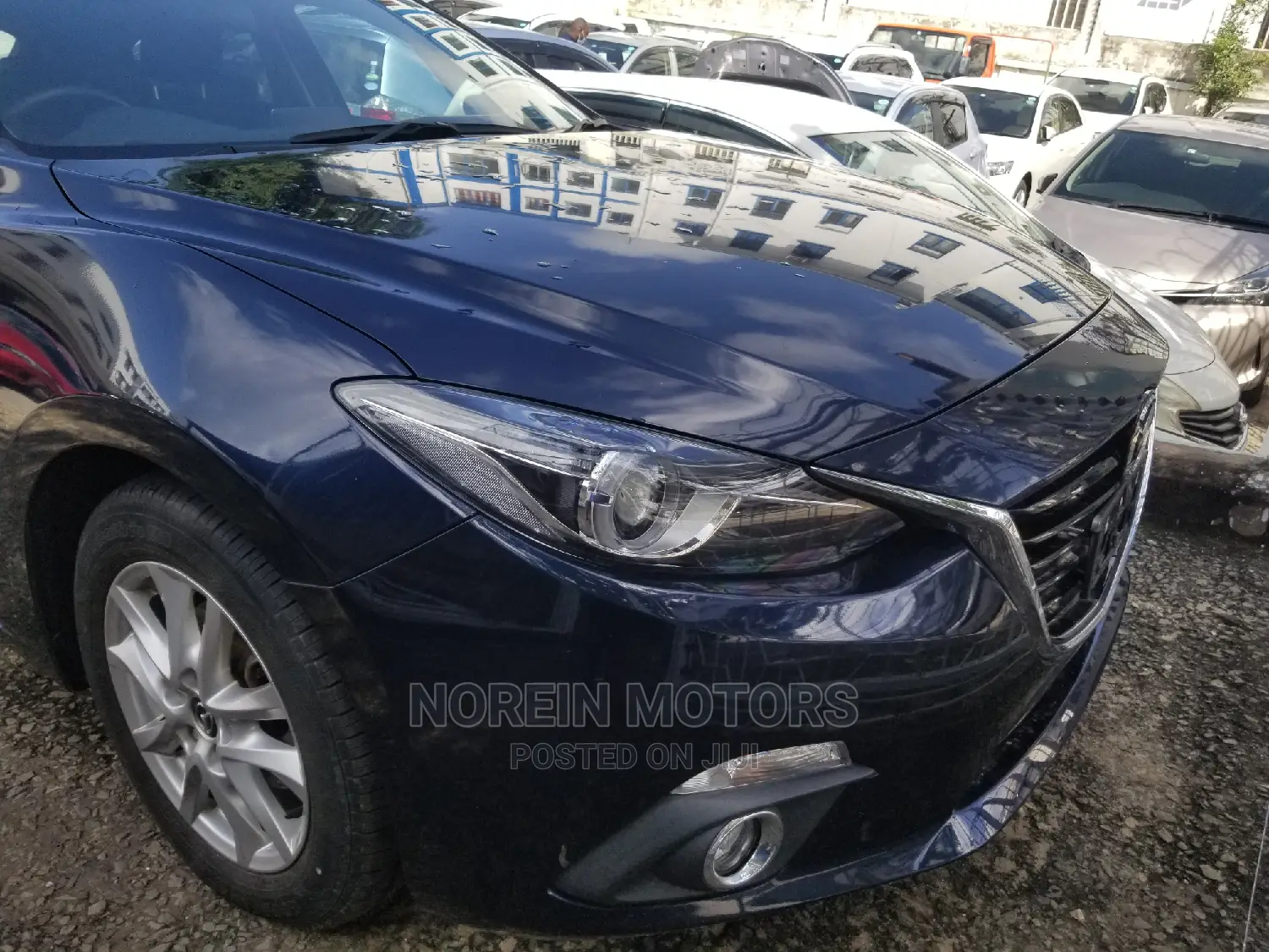 Mazda Axela 2015 Blue